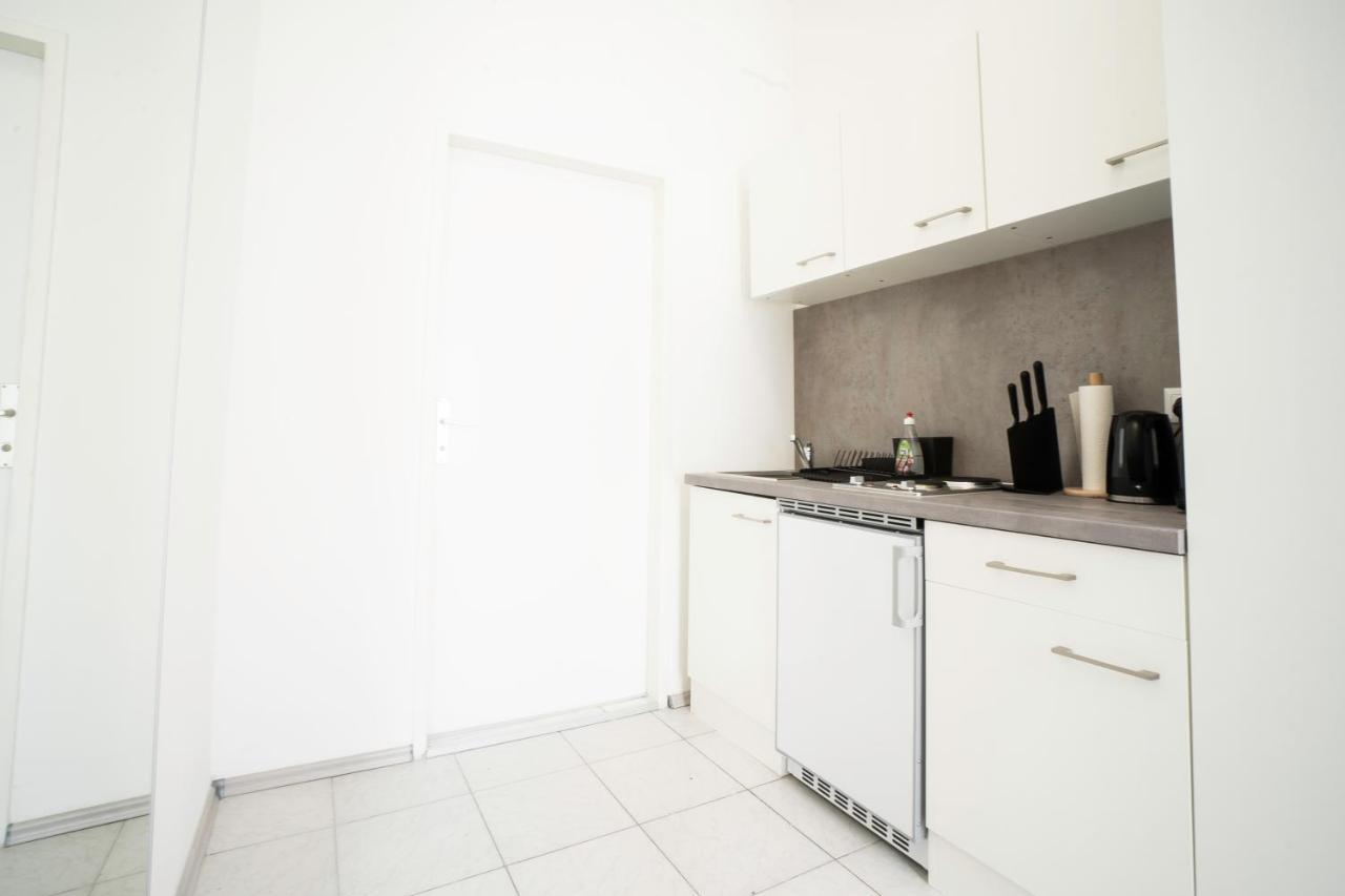 Modern 1-Bedroom Apartment Next To Praterstern 비엔나 외부 사진